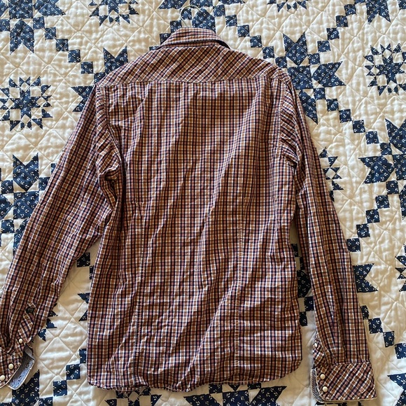 Scotch and Soda pearl snap shirt. - Picture 2 of 5